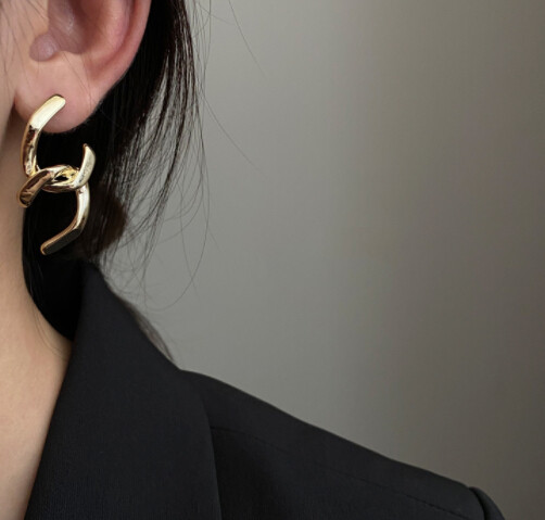 ピアスレディース 上品なフック式ピアス 仏風デザイン アクセサリー