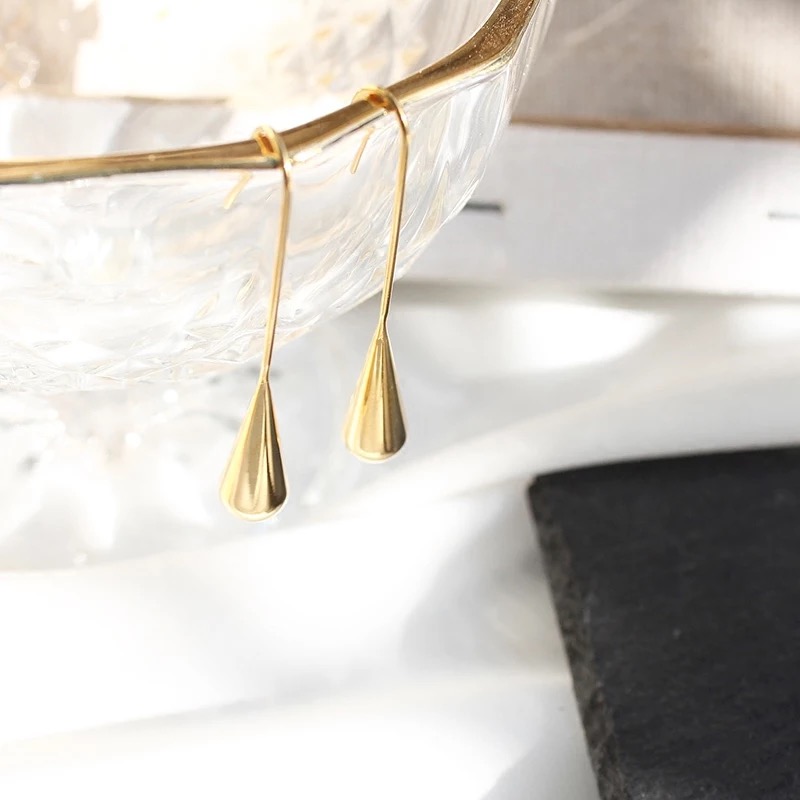 レディースピアス しずく型ロングドロップフックピアス