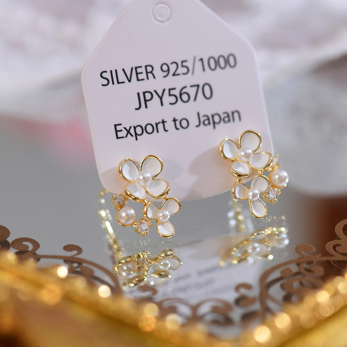 ピアスレディース 花モチーフ真珠スタッドピアス 上品フラワー耳飾り