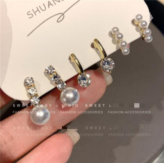 ピアスレディース 真珠スタッドピアス レディース 上品かわいい耳飾り