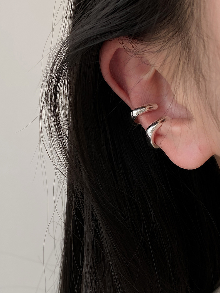 レディースピアス ツイストデザイン波型ミニマルイヤーカフ