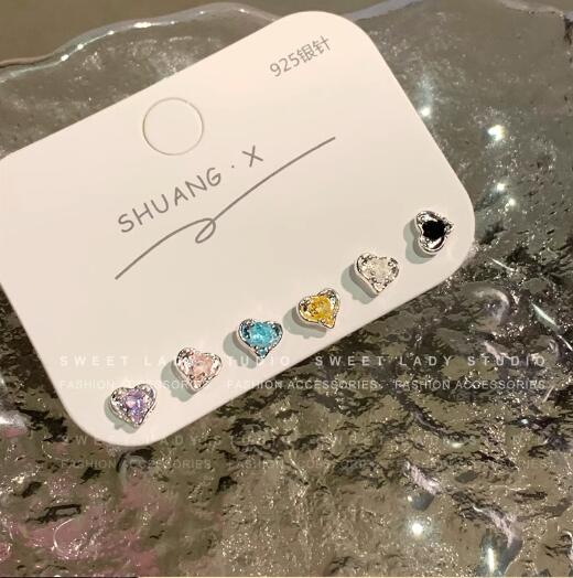 ピアスレディース カラフルハート型スタッドピアス レディース可愛い6色セット