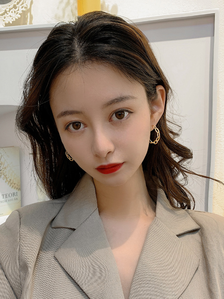 レディースピアス 透かし模様チェーンフープスタッドピアス