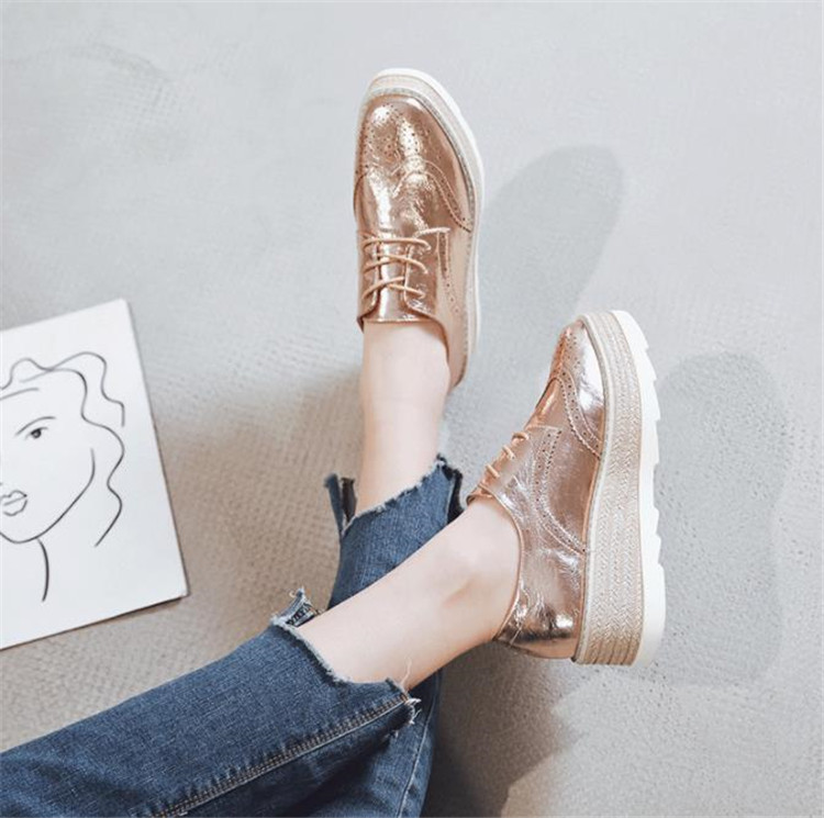 レディーススリッポン 厚底革靴 レース装飾 歩きやすいストラップシューズ