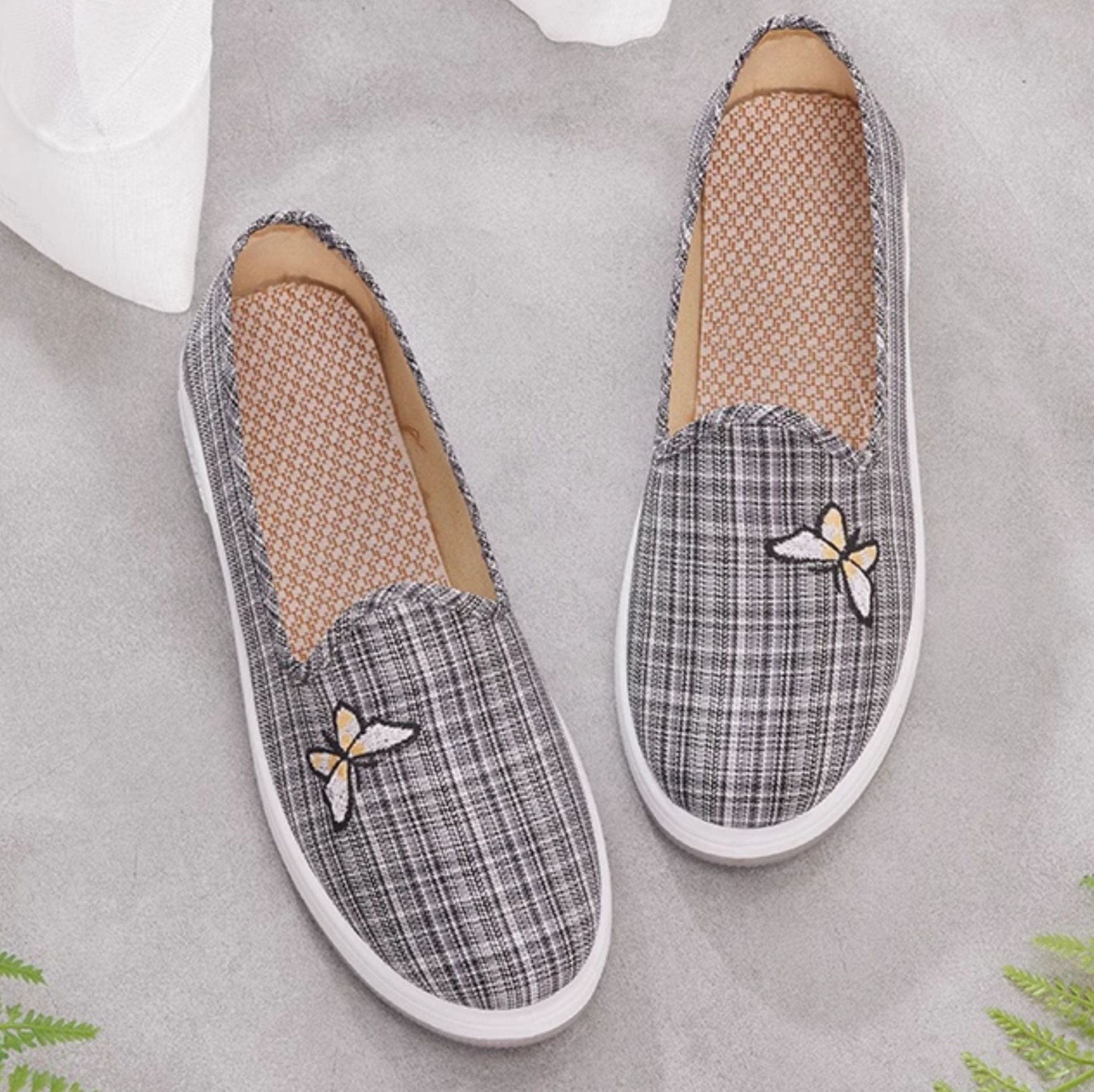 レディーススリッポン 蝶飾り付きチェック柄レディーススリッポン