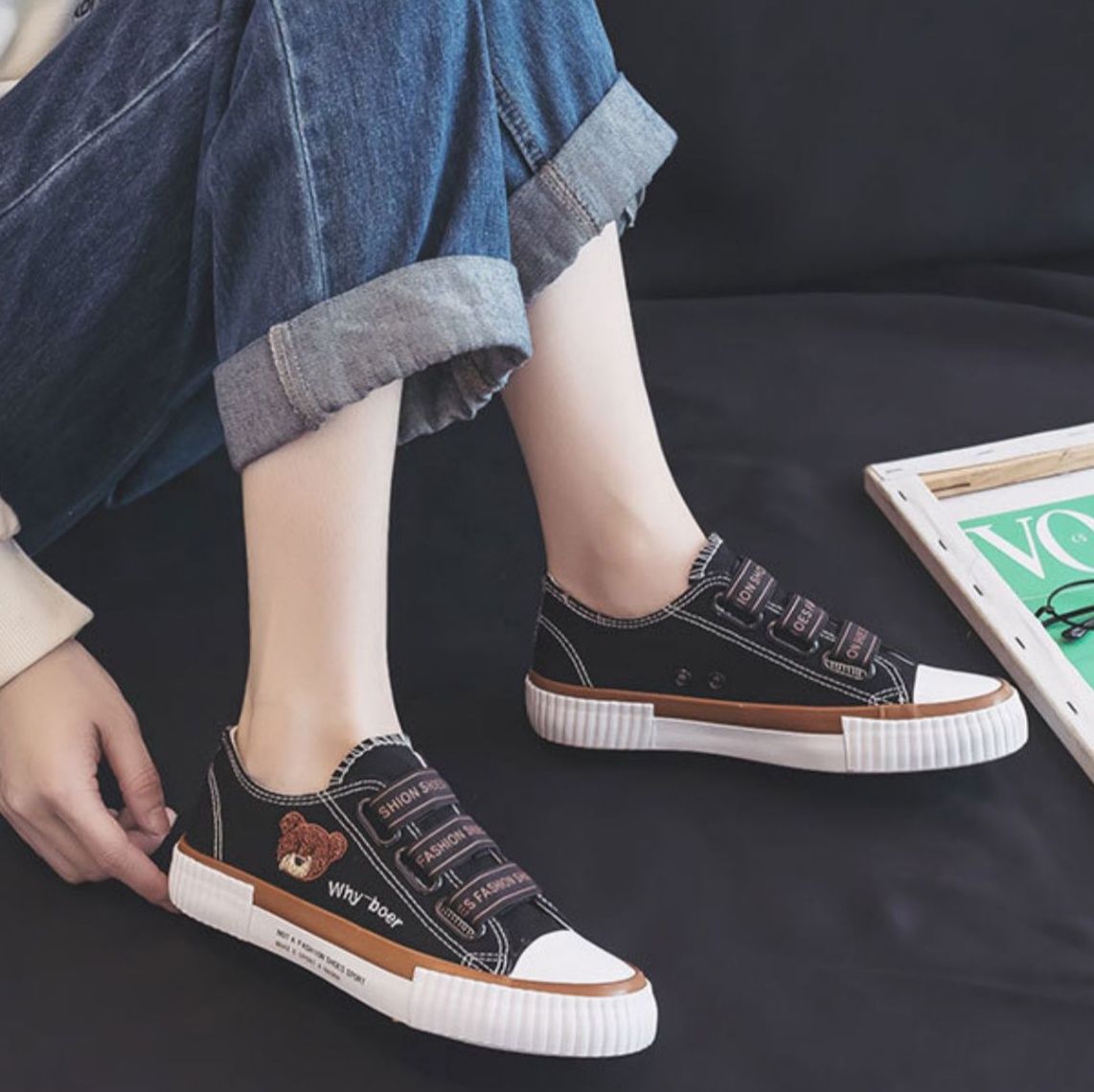 レディーススリッポン くま刺繍入りファスナー式スリッポン