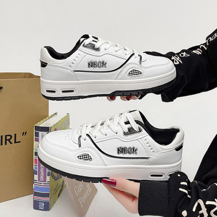 レディーススリッポン 厚底ローカット運動靴 おしゃれロゴ入りスニーカー