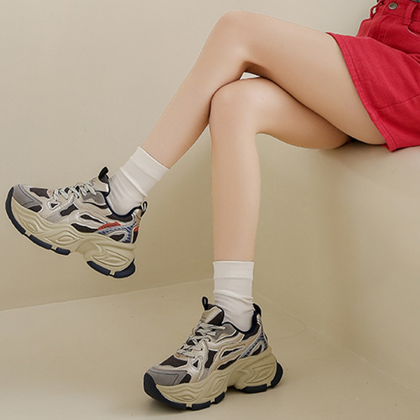 レディーススリッポン 二〇二五年新作 女性用網目厚底運動靴 紐履き美脚効果