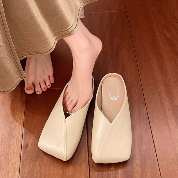 レディーススリッポン 幅広対応 四角つま先ミュール 履きやすいモード靴