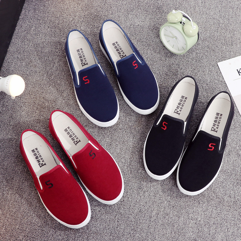 アウトドアでレディースおすすめスリッポンシューズ5選