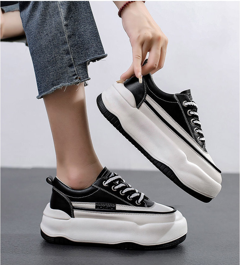 レディーススリッポン 厚底スニーカー レディース 紐靴 美脚効果 滑り止め カジュアル