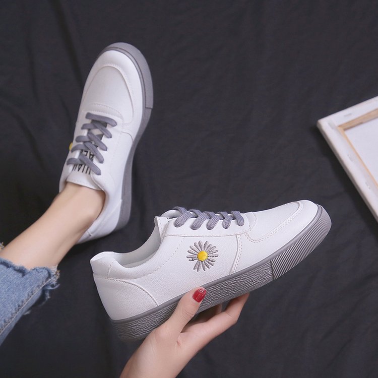 レディーススリッポン 花柄刺繍厚底運動靴 軽量美脚効果 着脱簡単