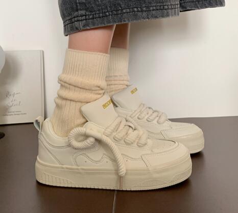 レディーススリッポン レディース厚底運動靴 履きやすい白色スニーカー