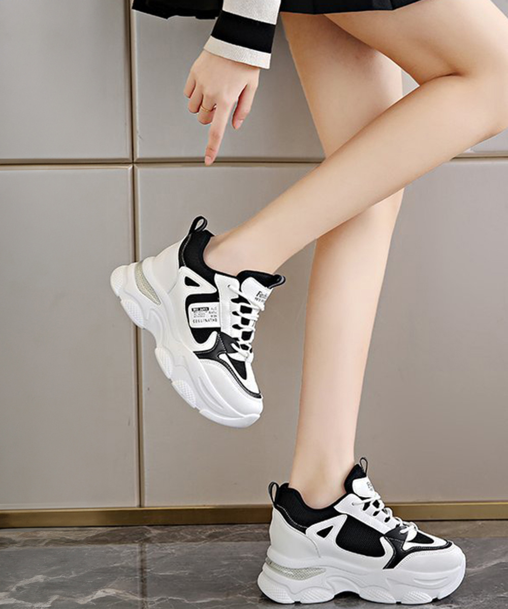 レディーススリッポン 厚底スニーカー レディース 歩きやすい美脚靴