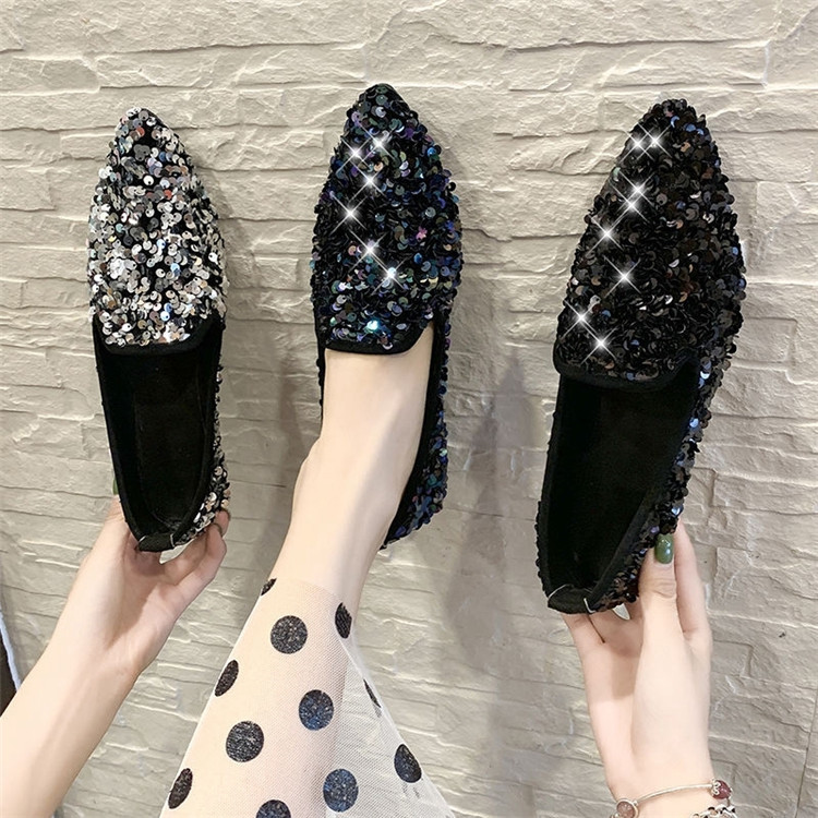 レディーススリッポン 幅広対応 尖った先端 輝く装飾 女性用平底履き物