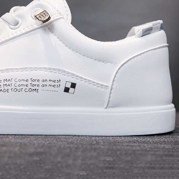 レディーススリッポン 厚底レディーススニーカー白ベージュ結ばない靴紐美脚