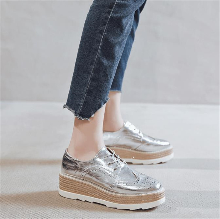 レディーススリッポン 厚底革靴 レース装飾 歩きやすいストラップシューズ