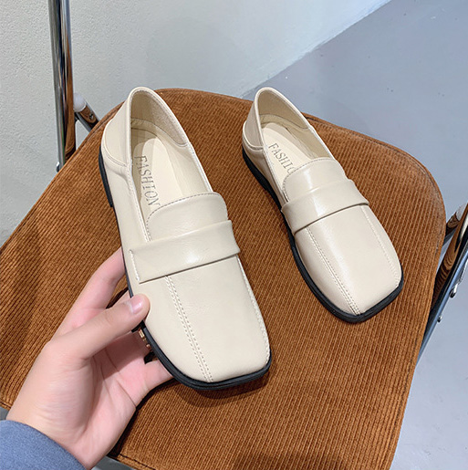 レディーススリッポン 幅広スクエアトゥ ローファー 履きやすい平底パンプス