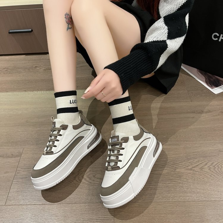 レディーススリッポン レディース厚底運動靴 通気性抜群 弾力ソール 紐靴