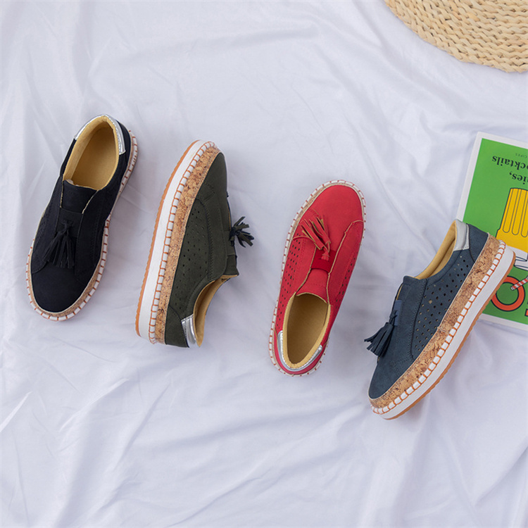 房飾り付き厚底丸先靴 秋の新作レディーススリッポン