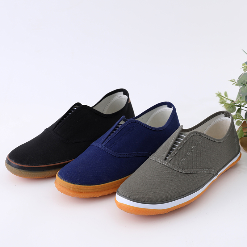 美脚効果抜群のインヒールスリッポン5選