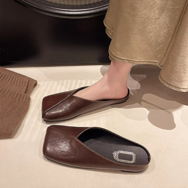 レディーススリッポン 幅広対応 四角つま先ミュール 履きやすいモード靴