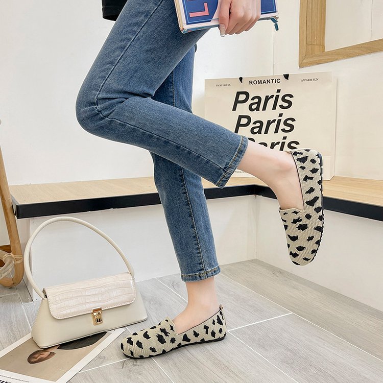 レディーススリッポン 幅広レディースパンプス やわらか軽量平底靴 滑り止め歩きやすい