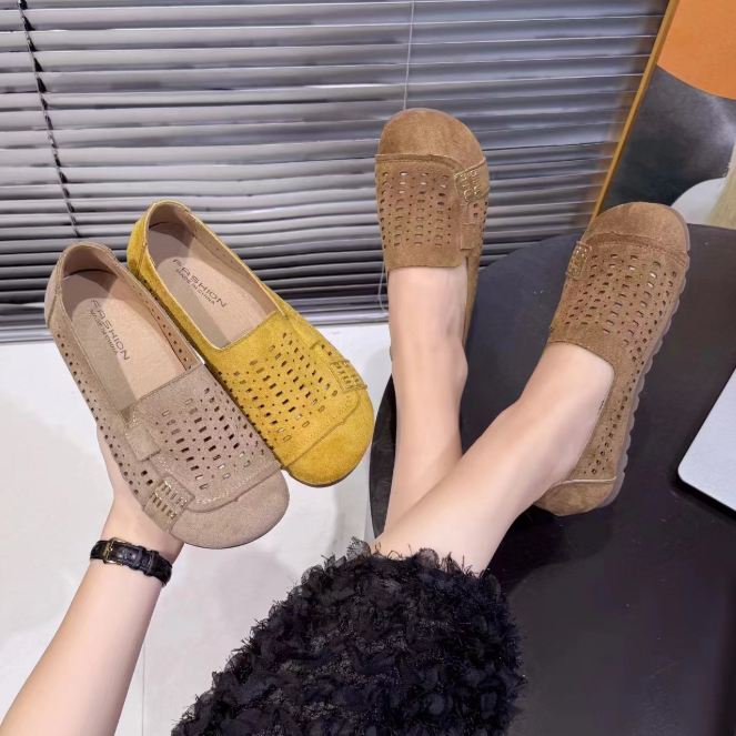 レディーススリッポン 二〇二五年新作幅広女性用平底通気靴軽量歩行快適