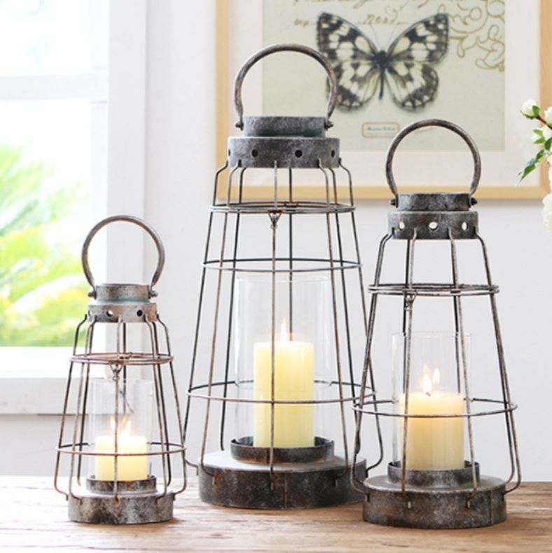 ランタン 古風な金属装飾ランタン型キャンドルホルダー
