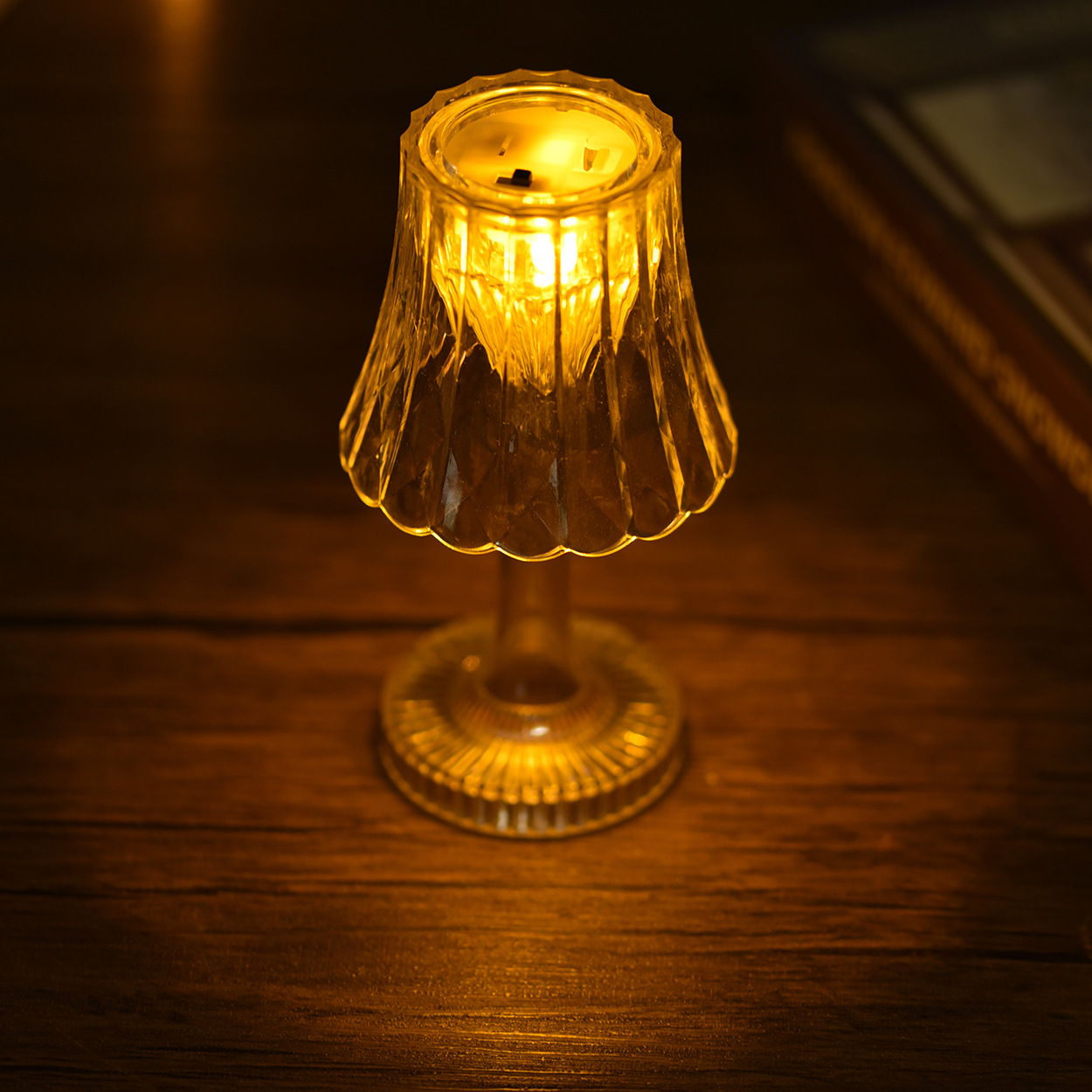https://fulmo-img-server.com/lalalantern/f0442844-15a7-49fd-8f33-5d948d925b54.jpg