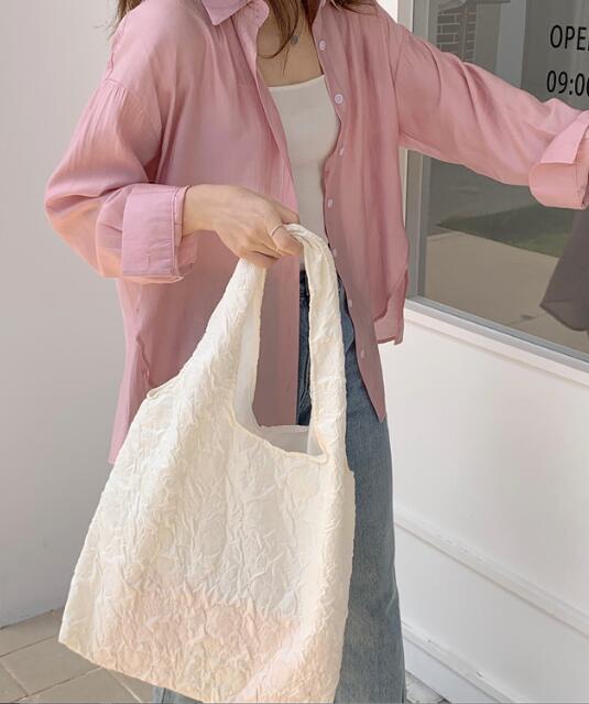 https://fulmo-img-server.com/lanabag/1393afcc-e8e2-4f92-b74c-6cf15fe7fad8.jpg