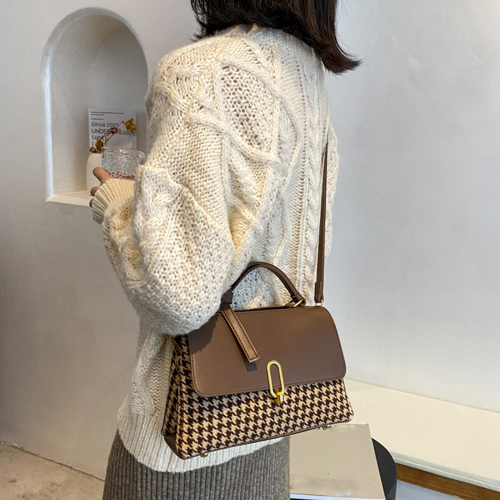https://fulmo-img-server.com/lanabag/b1f28e5f-8587-47cc-bf75-4da3cf92d7a1.jpg