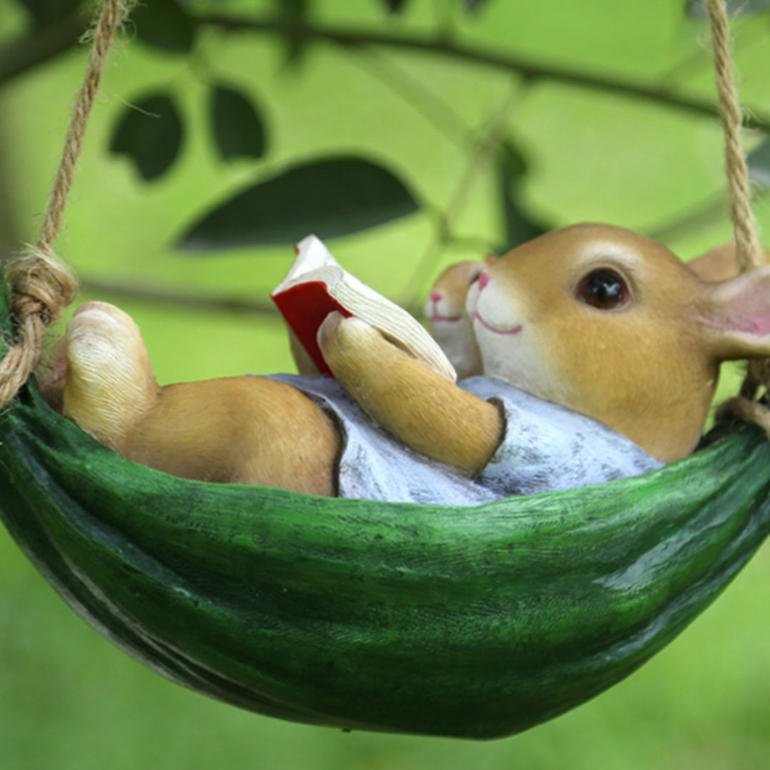 ガーデニング 読書うさぎの揺りかごオーナメント