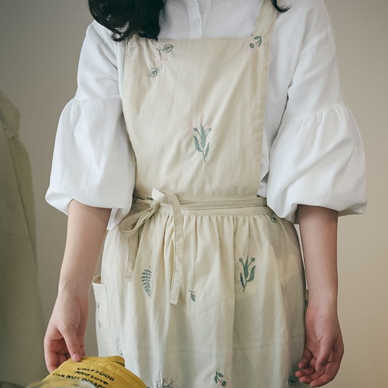ガーデニング 植物柄刺繍ワンピース型のガーデニングエプロン