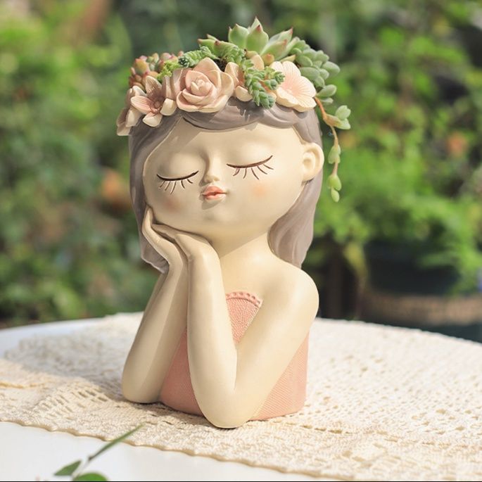 ガーデニング 花冠を纏う少女の多肉植物植木鉢オーナメント