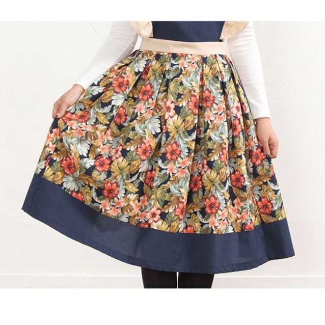 ガーデニング 花柄フリル袖付きボタニカル庭作業用エプロン