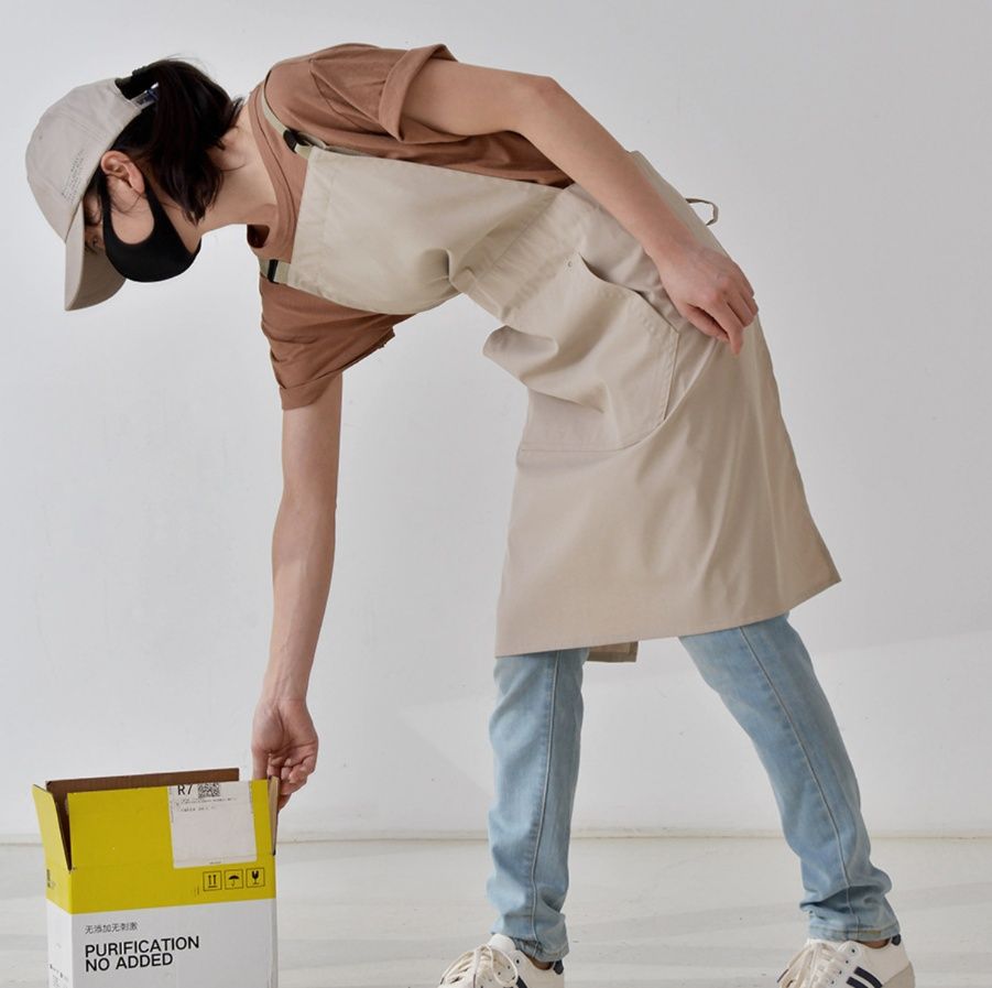 ガーデニング 綿素材の肩紐調節可能な作業用エプロン