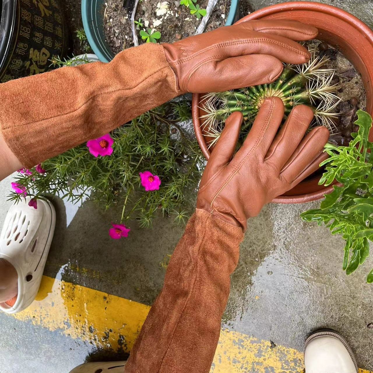 ガーデニング 本革仕様ロングアームカバー付き園芸作業手袋