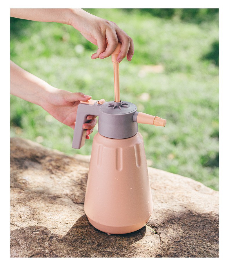 ガーデニング 加圧式ポンプ噴霧器 大容量スプレーボトル