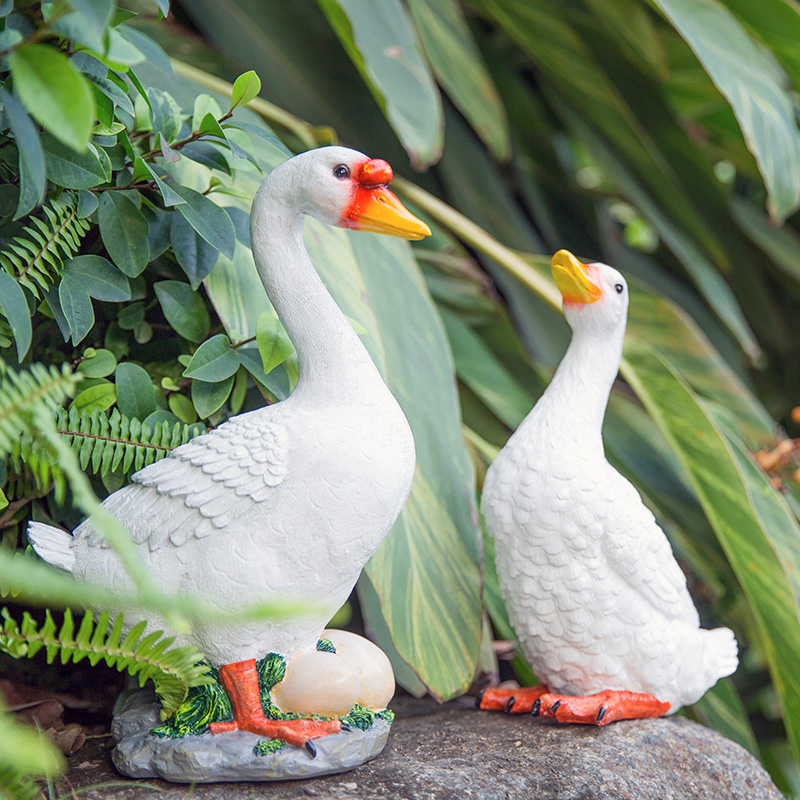 ガーデニング 優雅な白鳥の親子オーナメント