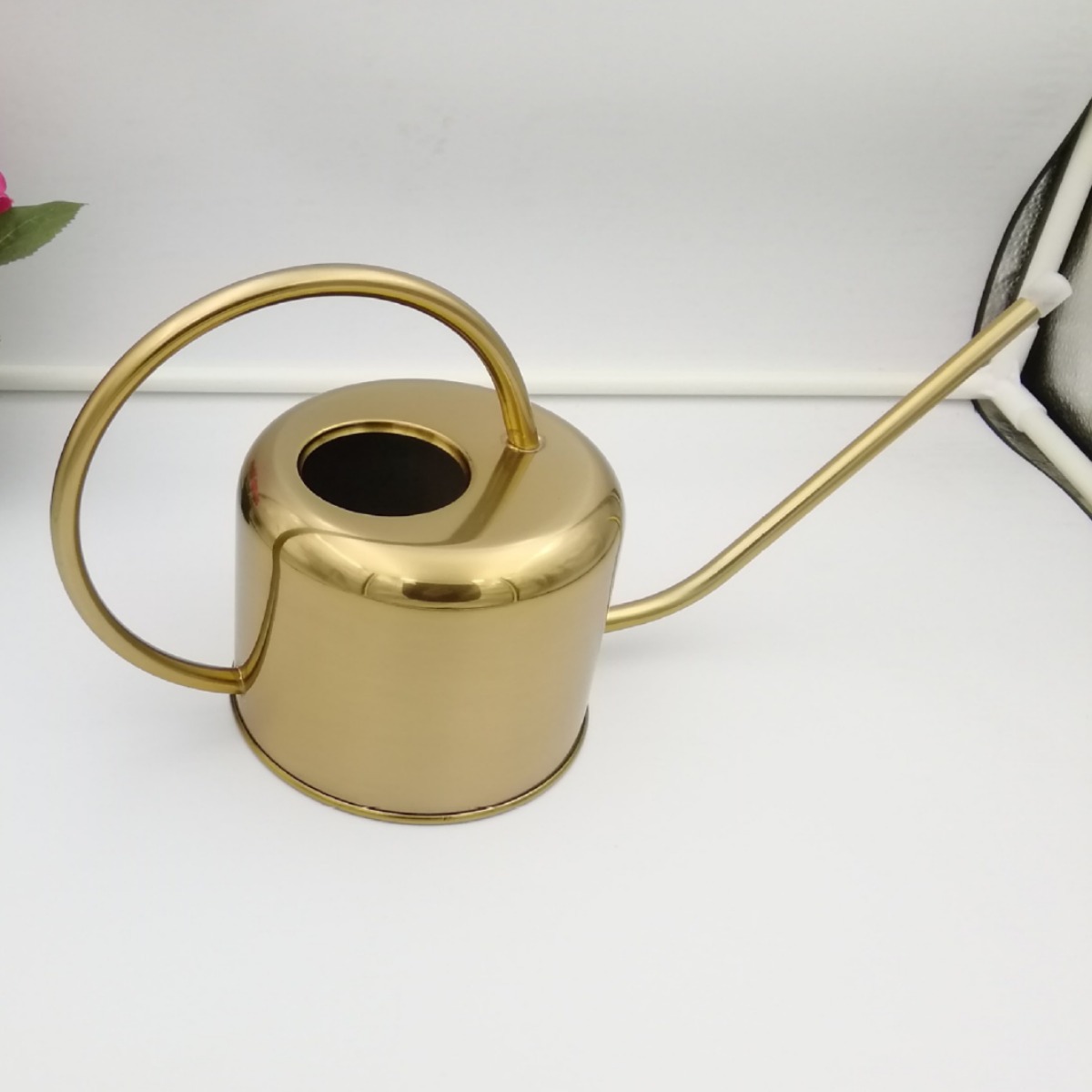 ガーデニング 金属製アーチハンドル式細口じょうろ