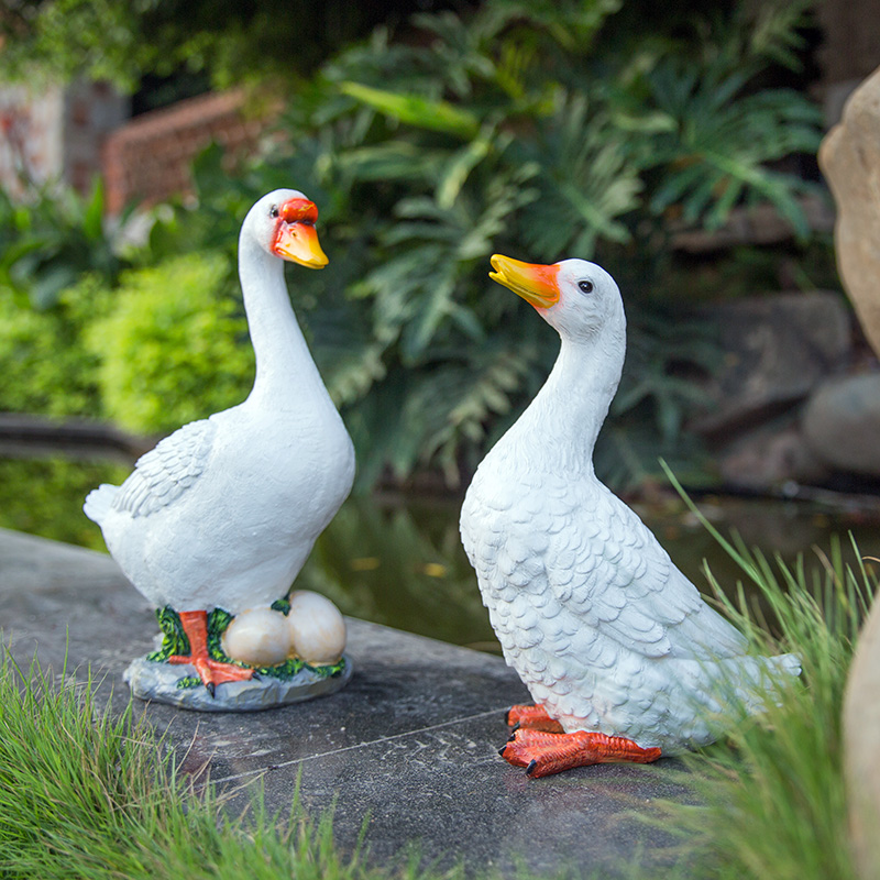ガーデニング 優雅な白鳥の親子オーナメント
