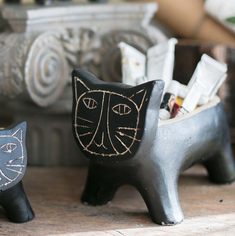 ガーデニング 愛らしい猫の顔つき手描き風四足植木鉢