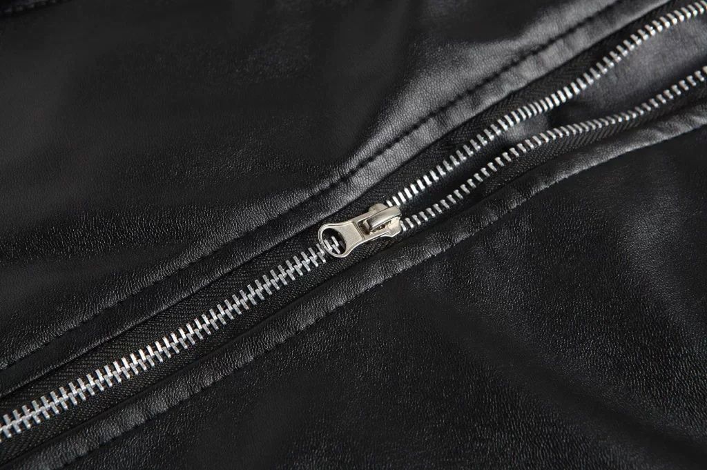https://fulmo-img-server.com/leather-styles/1783326819374_636hr95c_9dztjo5v.jpeg