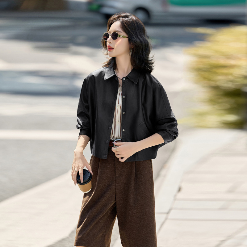 レザージャケット ゆったりシルエット襟付きショート丈ライダース