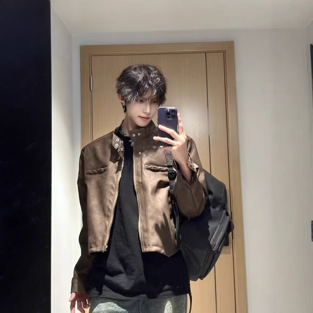 レザージャケット 立襟スタッズ装飾ショート丈ライダースジャケット