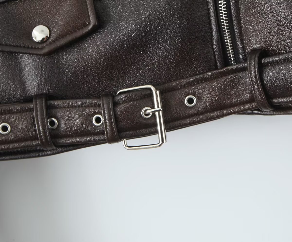 https://fulmo-img-server.com/leather-styles/a517f216-cc94-4d4d-b4b2-e4f62188644f.jpg