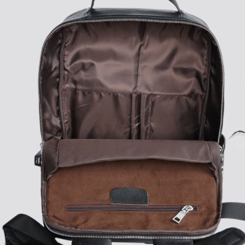 本革牛革大容量多機能通勤ビジネス対応レザーリュック