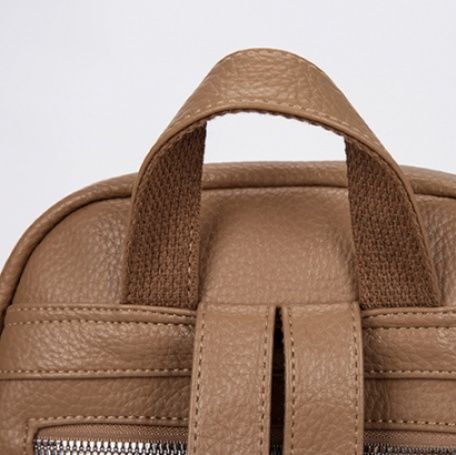 本革仕立て多機能通勤ビジネス対応防水型レザーリュック