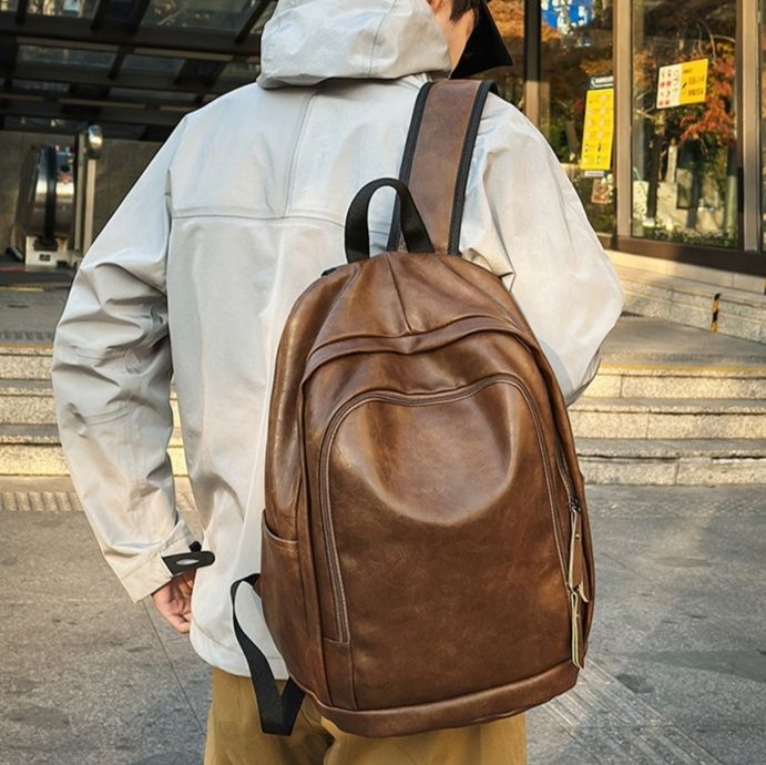 PUレザー仕立て大容量シンプル通学レザーリュック